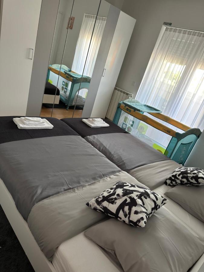 Sun&Sea Apartment Porec Exterior photo