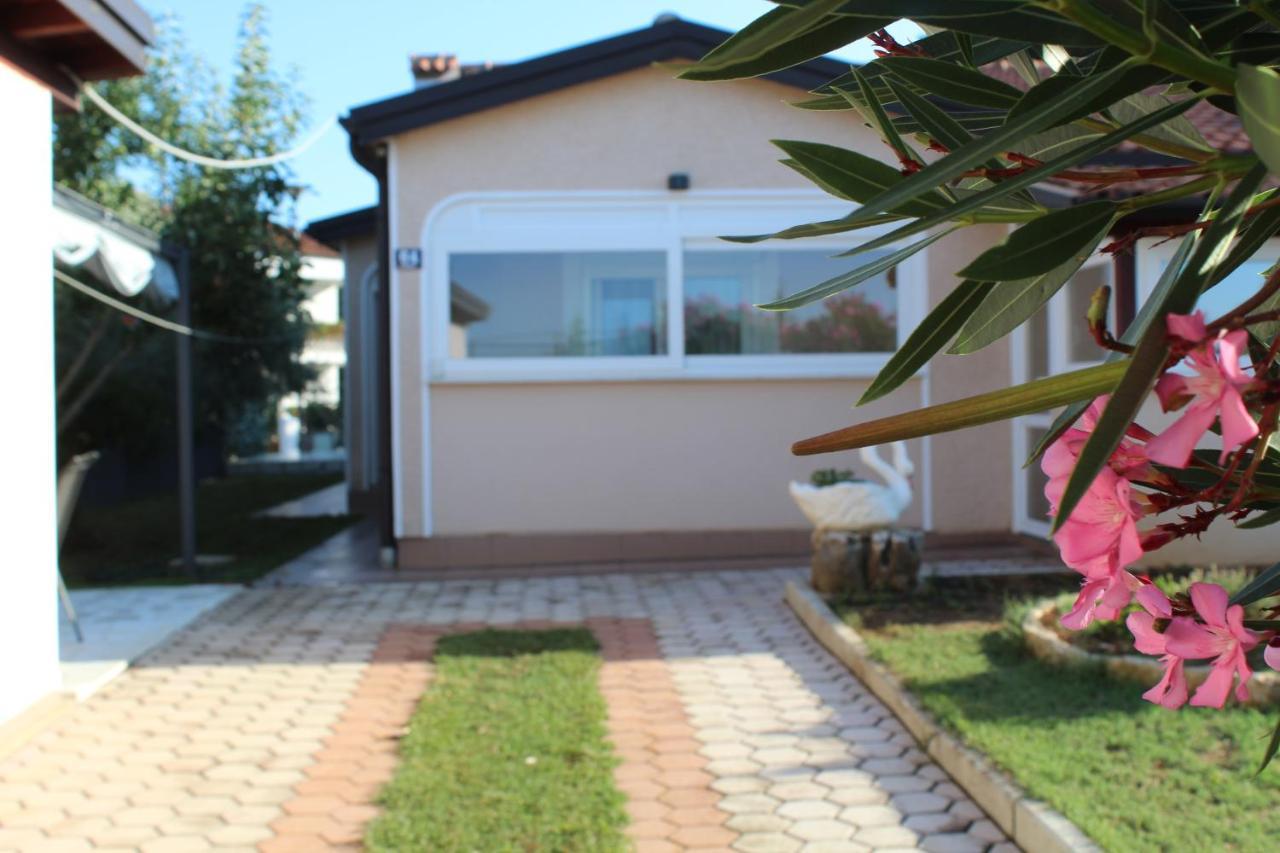 Sun&Sea Apartment Porec Exterior photo